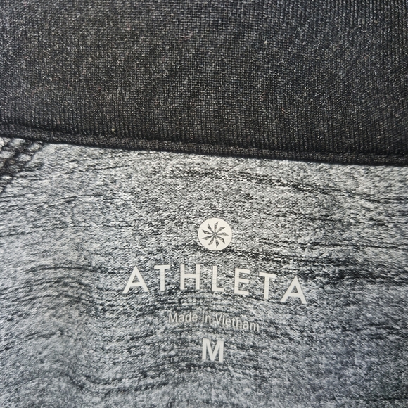 Athleta Half Zip Pull-Over - Picture 4 of 4